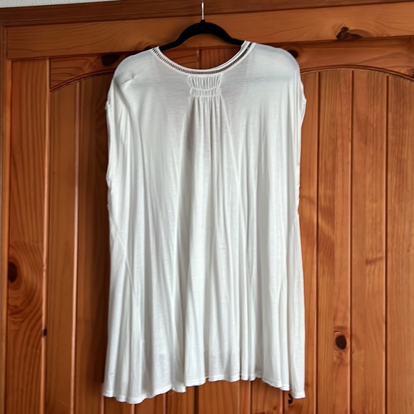 Free People White Top - Picture 6 of 7